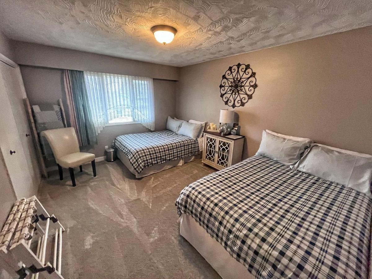 Sunny Shuswap B&B Chase Exteriör bild