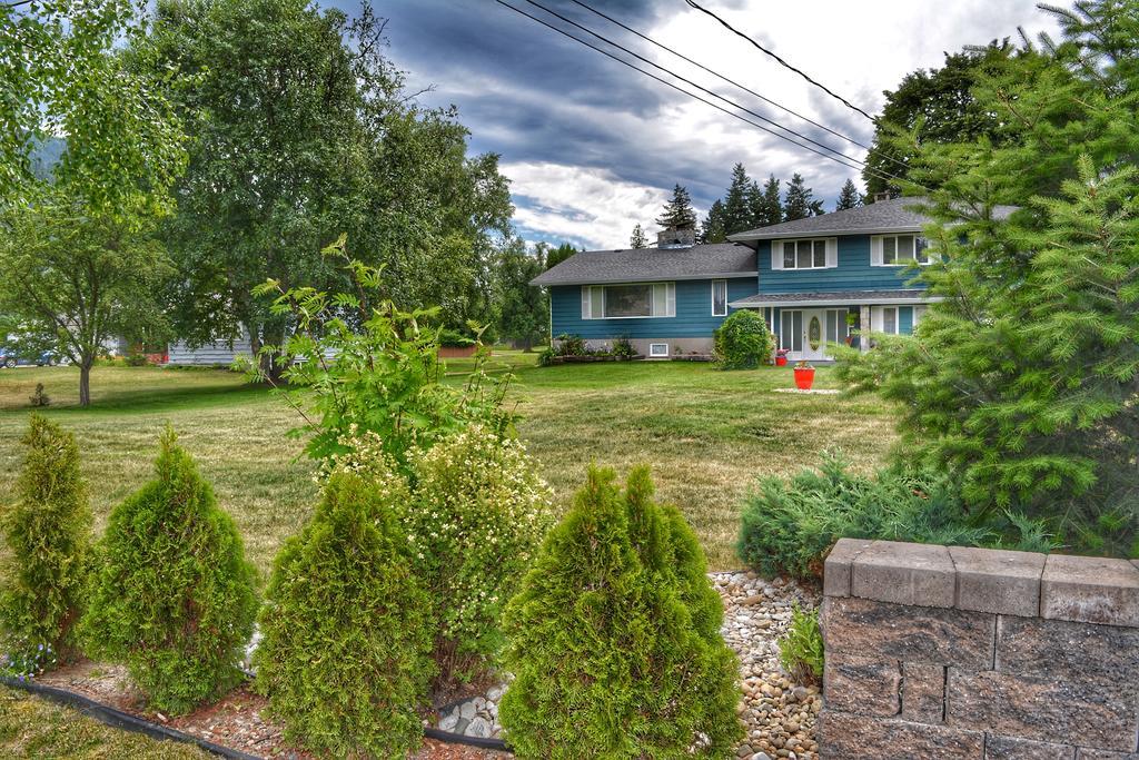 Sunny Shuswap B&B Chase Exteriör bild
